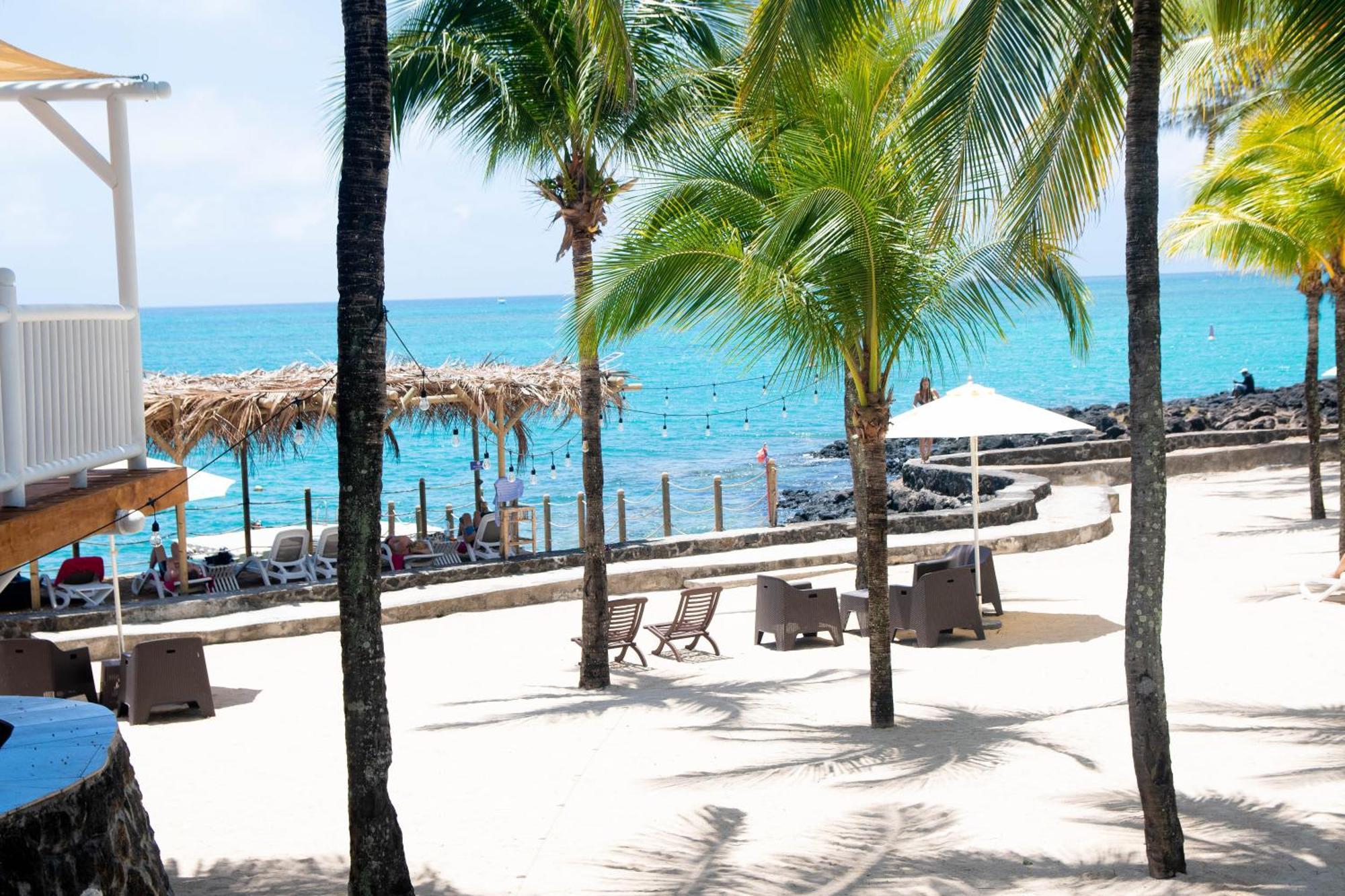 Hibiscus Boutique Hotel Pereybere Beach