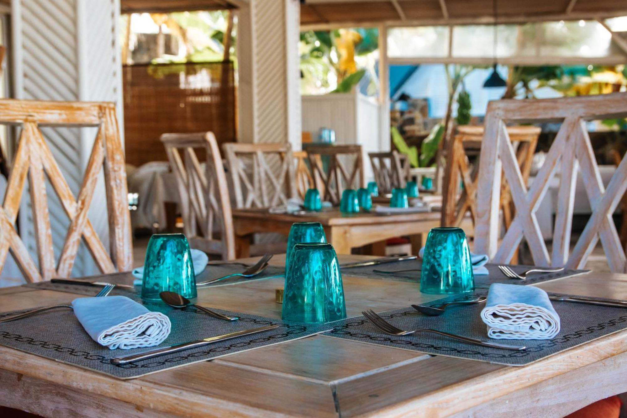 Hibiscus Boutique Hotel Pereybere Beach
